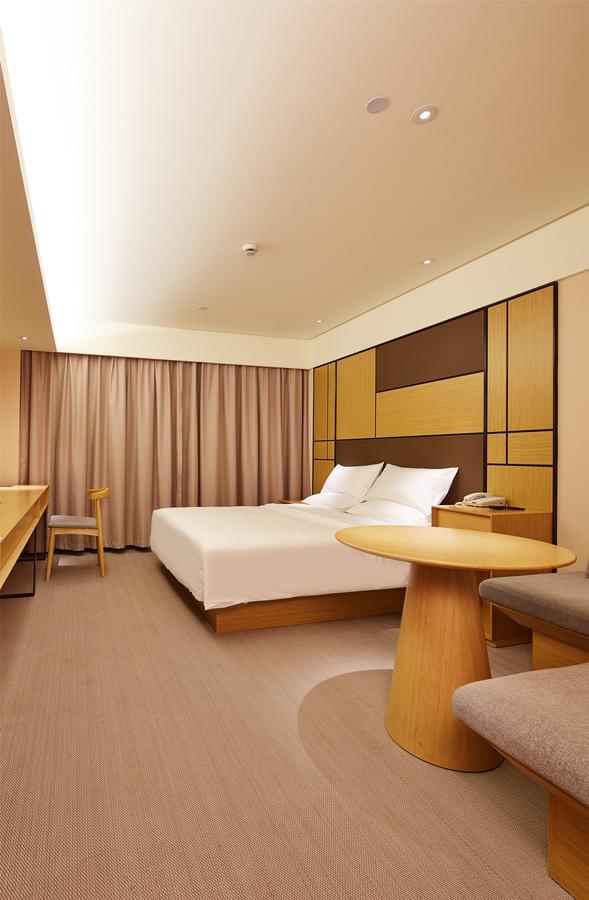 Ji Hotel Shanghai Guangda Liuzhou Road Buitenkant foto
